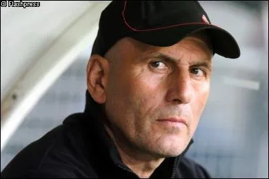 Quel est le dernier club qu'il a entran?