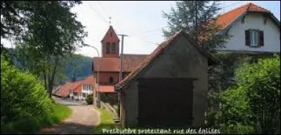 Pour finir cette balade, je vous emmène en Alsace bossue, à Weislingen. Commune du parc naturel régional des Vosges du Nord, elle se situe en région ...