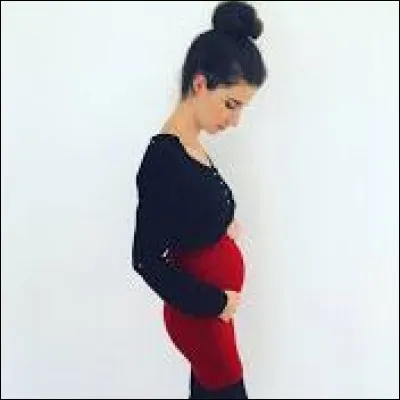 Comment s'appelle la chaîne de Laure ?