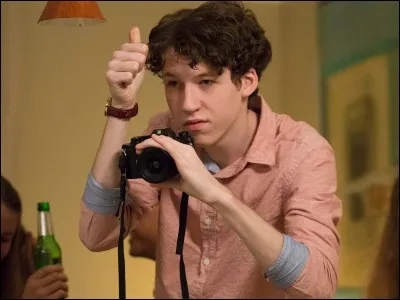 Lequel de ces personnages est homosexuel ?