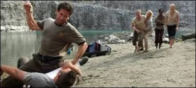 Qui se bagarre violemment avec Ed, le mari de celle-ci ?