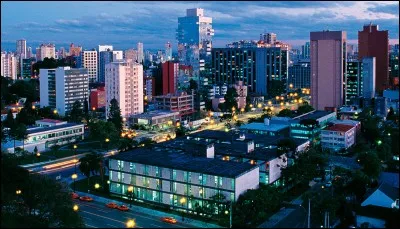 Saurez-vous situer Curitiba ?