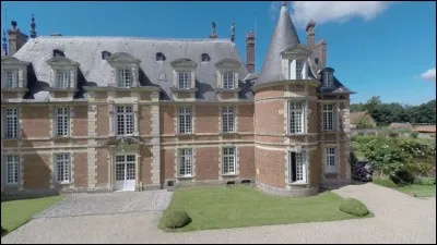 Il est né le 1850 au château de Miromesnil à Tourville-sur-Arques.
