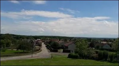 Nous terminons notre balade en Bourgogne-Franche-Comté, à Sougy-sur-Loire. Village de l'arrondissement de Nevers, il se trouve dans le département ...