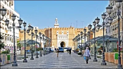 Mais dans quel pays se situe Sfax ?