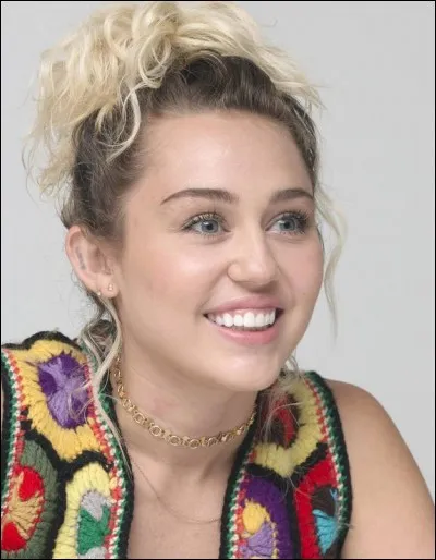 Est-ce que Miley Cyrus a jou&eacute; dans le film "Mademoiselle D&eacute;tective" ?