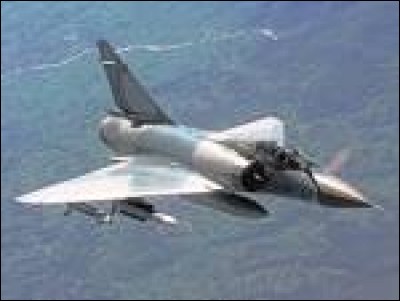 A sa mise en service à Dijon, de quel radar était équipé le Mirage 2000C ?