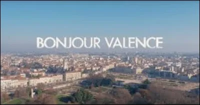 Comment appelle-t-on les habitants de Valence (Dr&ocirc;me) ?