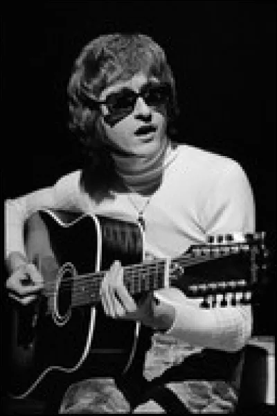 "Je serai pendu demain matin Ma vie n'était pas faite Pour les châteaux. Tout est arrivé ce soir de juin On donnait une fête Dans le château..." : quel est le titre de cette chanson de Michel Polnareff ?