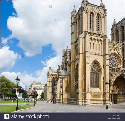 Où se situe la ville de Bristol ?