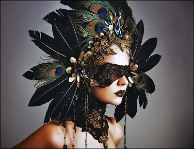 On attribue à cette reine grecque des Dieux, un caractère fier et jaloux et les haines implacables. Qui est-elle ?