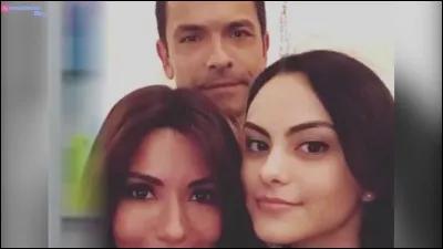 Quel surnom Hiram Lodge donne-t-il tout le temps à Veronica ?