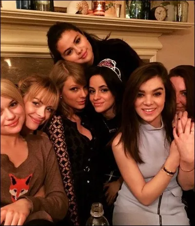 Quelle célèbre chanteuse est sa meilleure amie ?