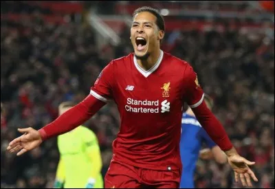 Dans quel club jouait Virgil Van Dijk avant d'être transféré à Liverpool pour 84 millions d'euros cet hiver ?