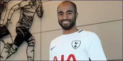 Dans quel club jouait Lucas Moura avant d'être transféreé à Tottenham pour 32 millions d'euros cet hiver ?