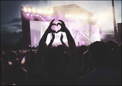 Combien de grands noms sont invités ? (Sans compter le fondateur)