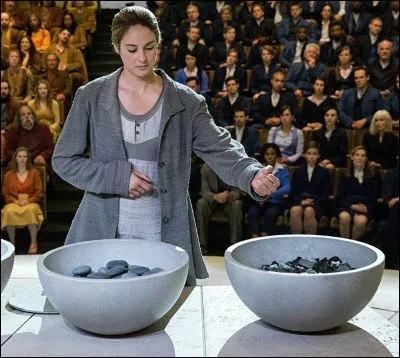 Quel a été le premier transfert dans la cérémonie à laquelle Béatrice assiste ?