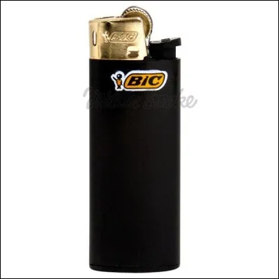 Un briquet en plastique vide :