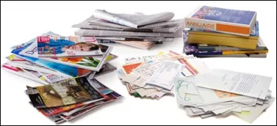 Les journaux, magazines, prospectus et enveloppes :