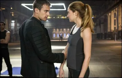 En réalité, Quatre est...