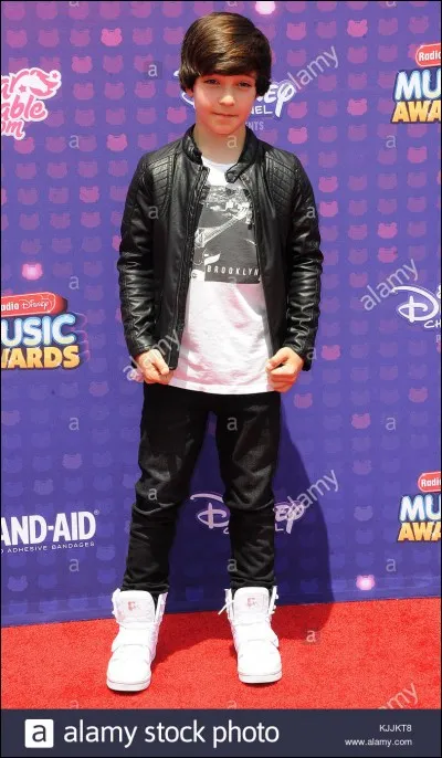 Je vous présente...