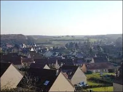 Houx es-tu ? C'est un village du Centre-Val-de-Loire situé dans le département ...