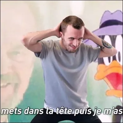 Avec qui a-t-il fait "placement de produits" ?