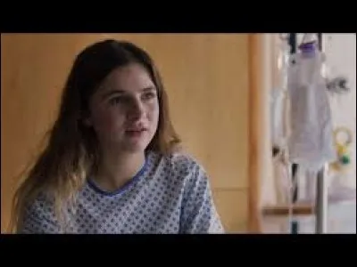 Qui incarne le père de Sarah ?