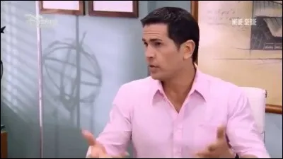 Comment s'appelle le père de Violetta ?