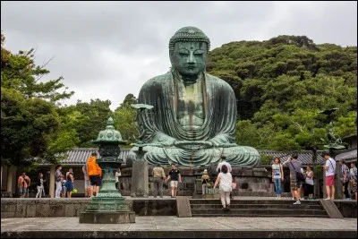Dans quel pays se trouve Kamakura ?