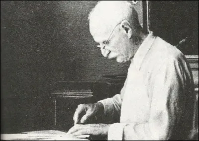 Qui est ce constructeur originaire de Lyon ?