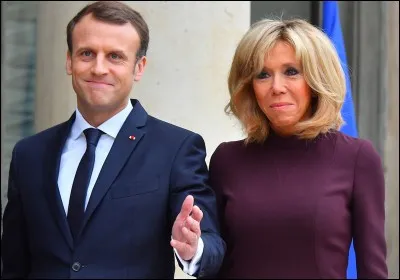 Brigitte Macron a 64 ans.