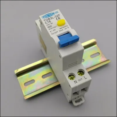 Quels est/sont le ou les appareil(s) de protection contre les personnes, parmi les suivants ?