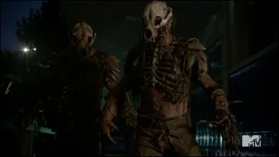 Que devient Scott pendant un moment ?