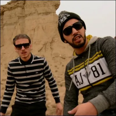 Qui est le réalisateur des clip de "DTF" ?