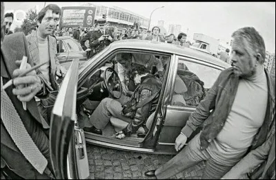 A quel album appartient la chanson "Porte de Mesrine" ?