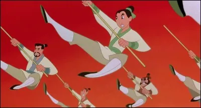 Dans "Mulan", la chanson lui dit d'être "comme un homme : plus puissant que...".