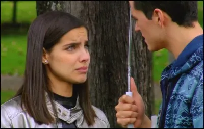 A la fin de la saison 1, Franky...