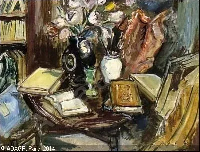 Des livres s'étalent sur la table de salon, qui est le peintre ?