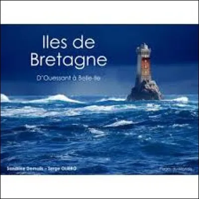 Une de ces îles bretonnes se situe dans la Manche. Laquelle est-ce ?