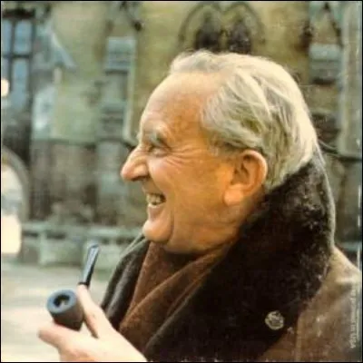 Je suis une uvre de J.R.R. Tolkien. Qui ment ?