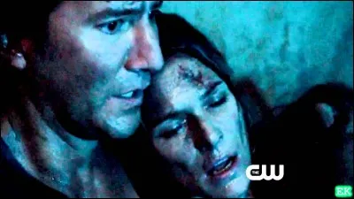 Dans quel épisode Abby et Marcus s'embrassent-ils pour la première fois ?