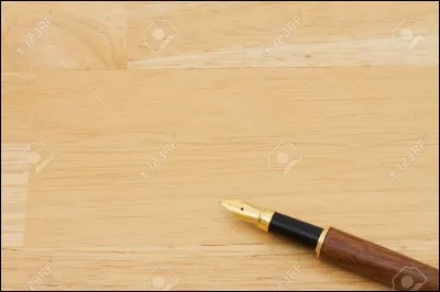 Le bleu est la couleur de l'encre la plus utilisée à l'école par les élèves pour l'écriture.