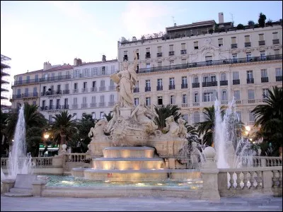 Quel est le nom de cette ville portuaire située sur la côté méditerranéenne, dans le Sud de la France ?