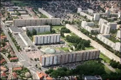 Claude Monet a séjourné et a peint une partie de son uvre.