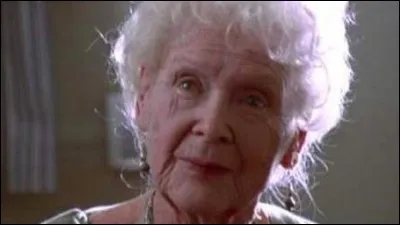 Est-ce que Rose meurt dans le film ?