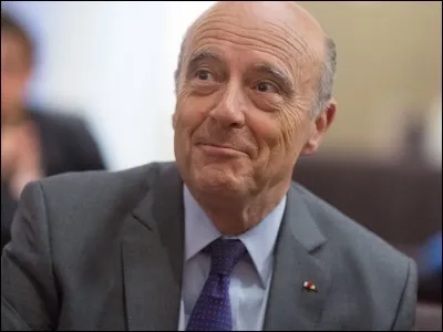 Une personne âgée tombe, que fais-tu ?