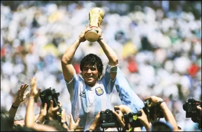 Dans quel club Diego Maradona a-t-il joué le plus grand nombre de matchs, soit 259 ?