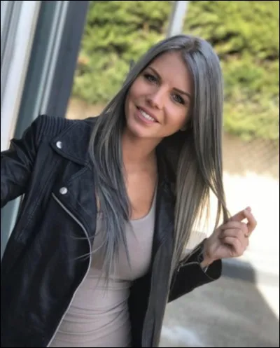 Avec qui Jessica a-t-elle été fiancée ?