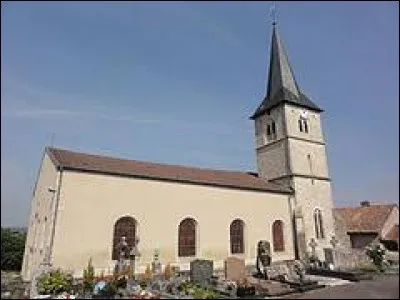 Nous sommes en Lorraine, devant l'église Saint-Clément de Lagney. Village de l'arrondissement de Toul, il se situe dans le département ...